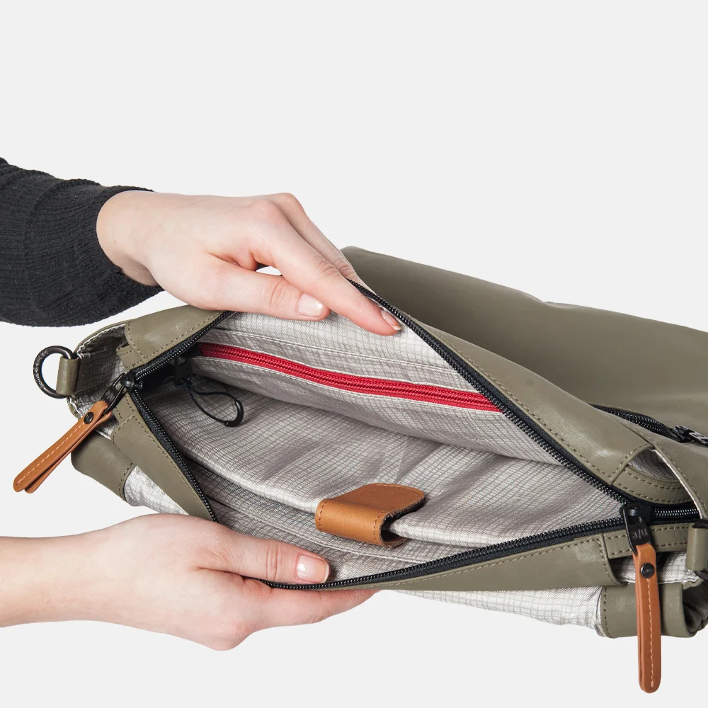 Aunts and Uncles Matsumoto schoudertas fallen rock bij Duifhuizen