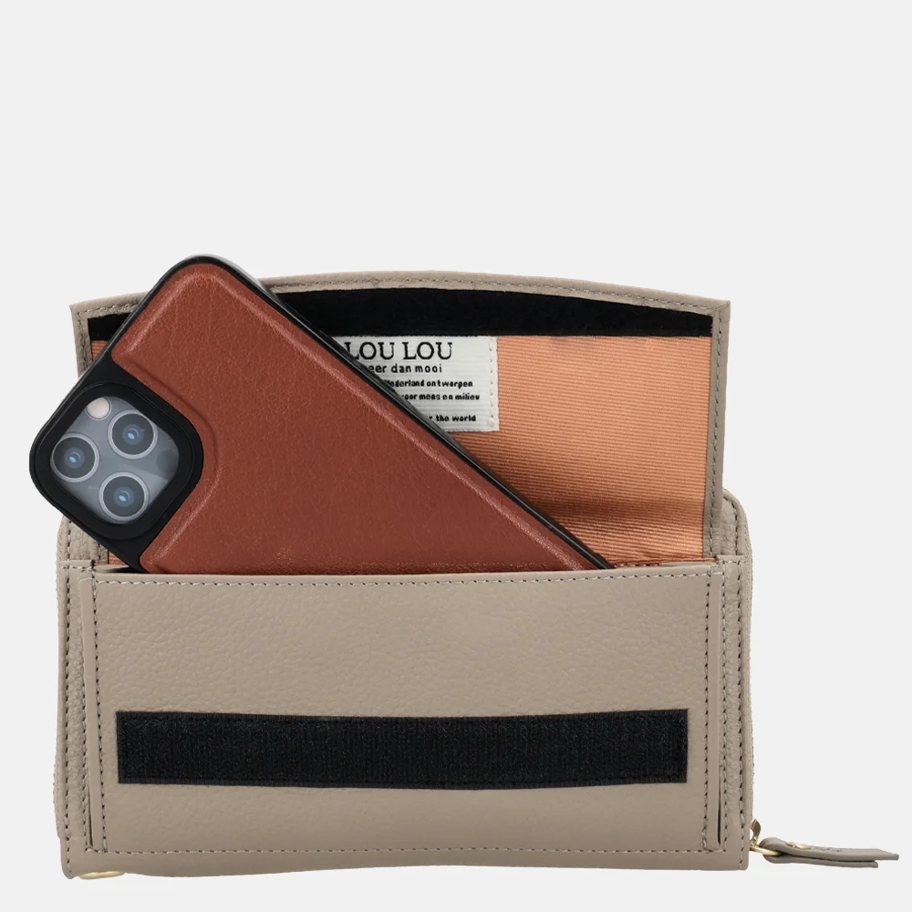 Loulou Essentiels SLB portemonnee soft sepia bij Duifhuizen