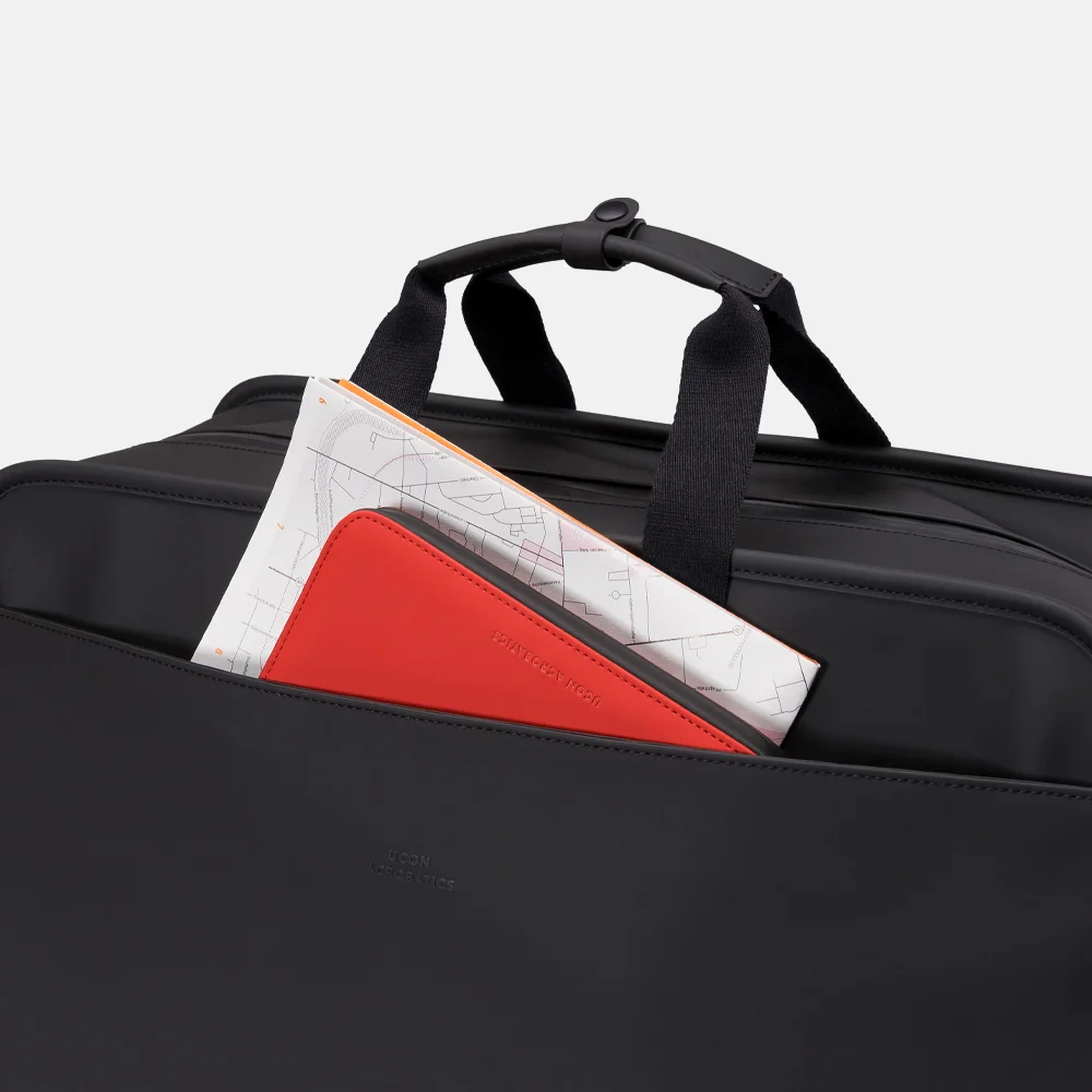 Ucon Acrobatics Umeka weekendtas black bij Duifhuizen