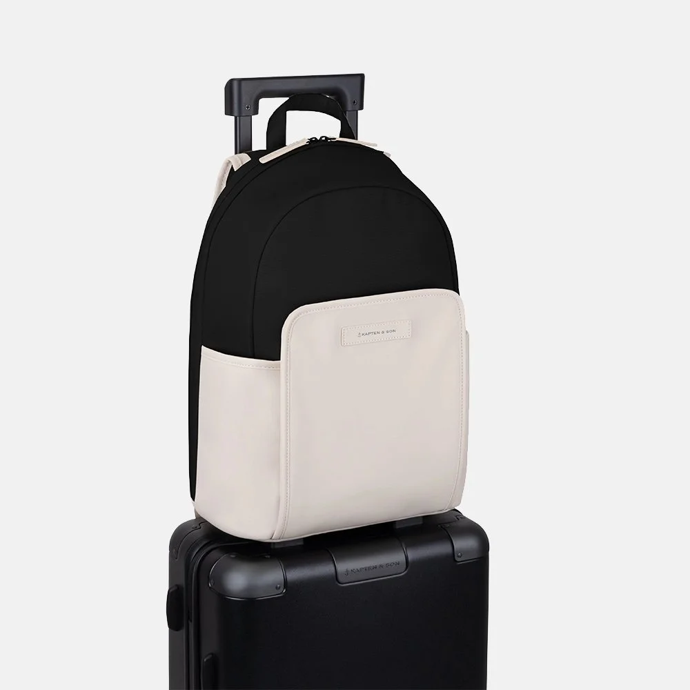 Kapten & Son Aalborg rugzak cream black bij Duifhuizen