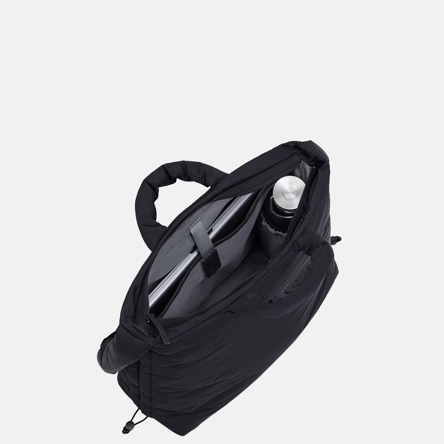 Kapten & Son Skara Cloud Pro shopper 16 inch all black bij Duifhuizen