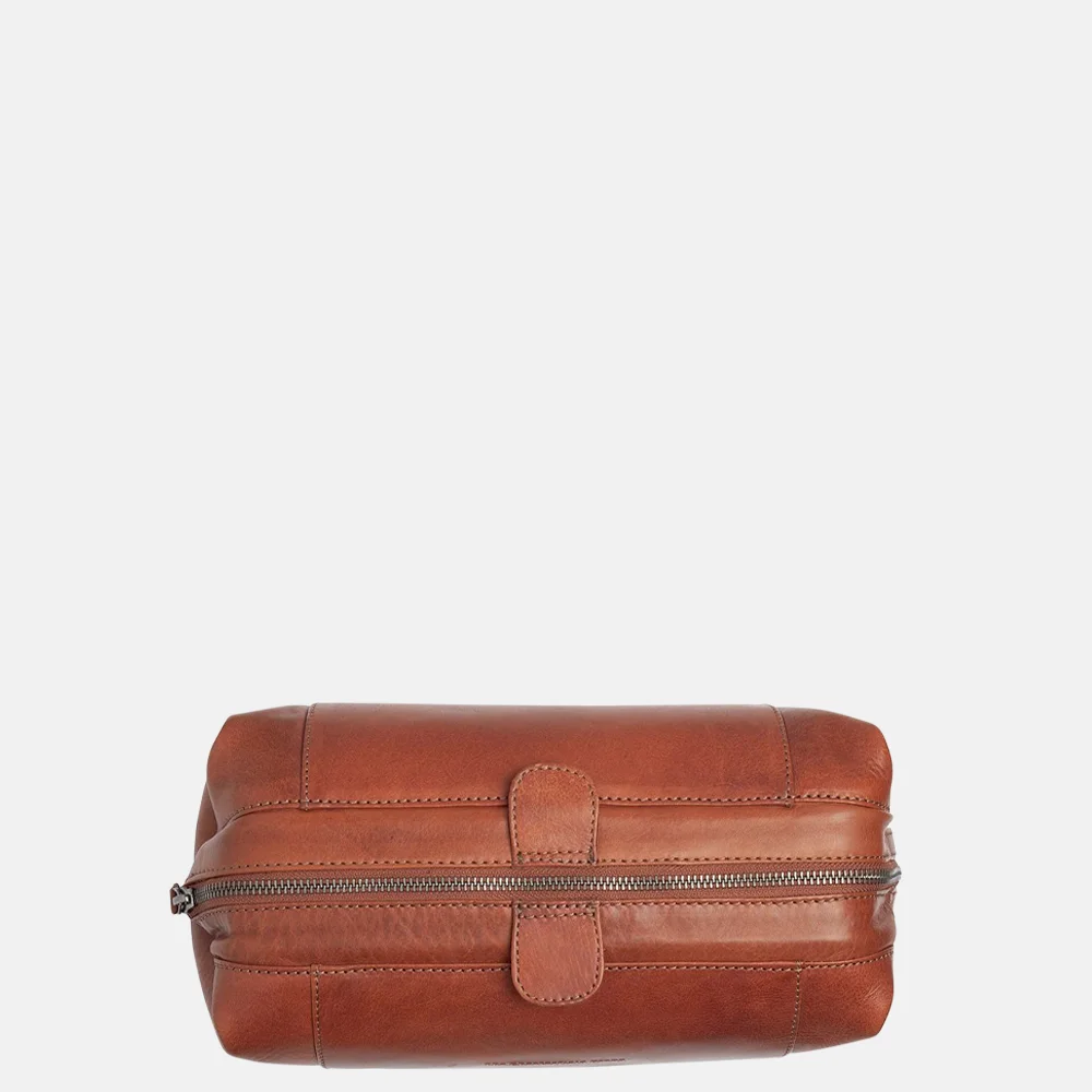 Chesterfield Biassa toilettas L cognac bij Duifhuizen