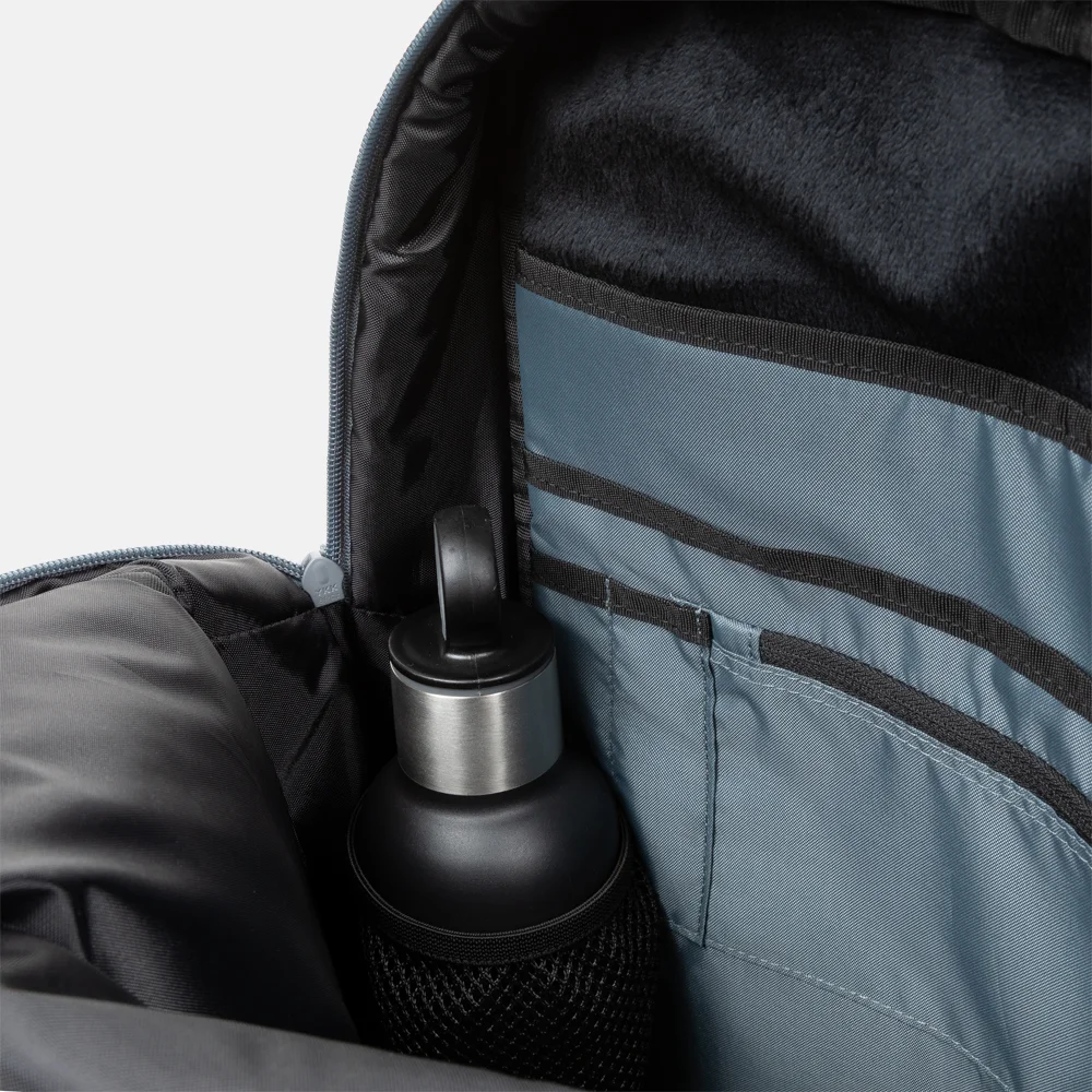 Eastpak Tecum F laptoprugzak 16 inch matte storm bij Duifhuizen