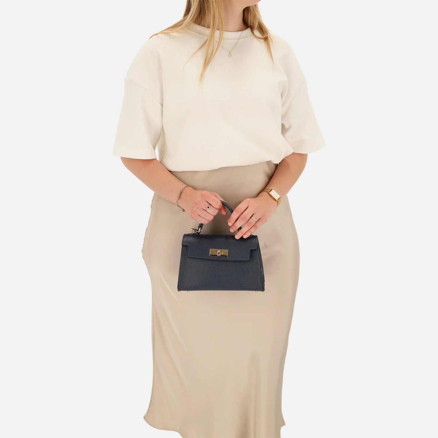 Charm London handtas navy bij Duifhuizen