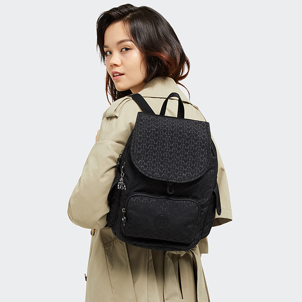 Kipling City Pack rugzak S signature emb bij Duifhuizen