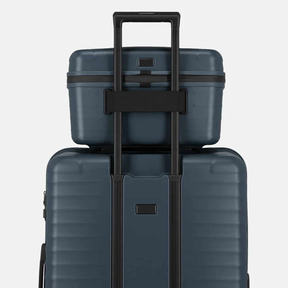 Titan Upgrade beautycase midnight blue bij Duifhuizen
