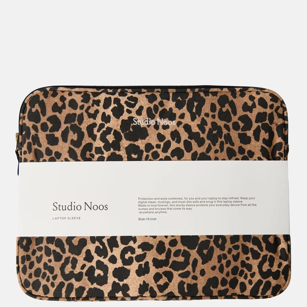 Studio Noos laptophoes 15 inch brown leopard bij Duifhuizen