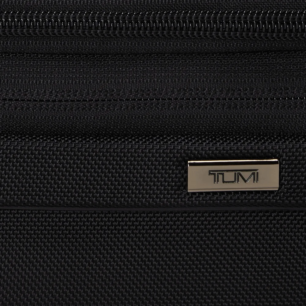 Tumi Alpha Belt Bag Sling heuptas black bij Duifhuizen