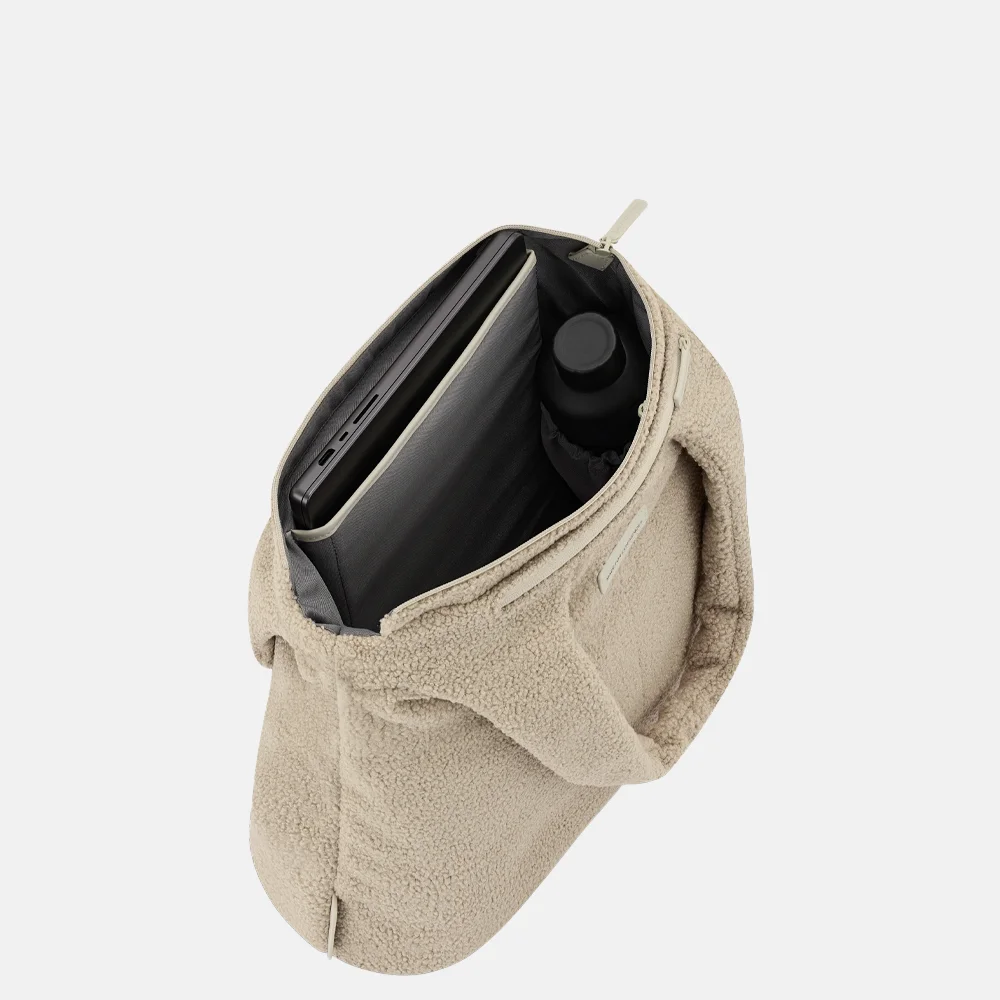 Kapten & Son Skara shopper sandstone fleece bij Duifhuizen