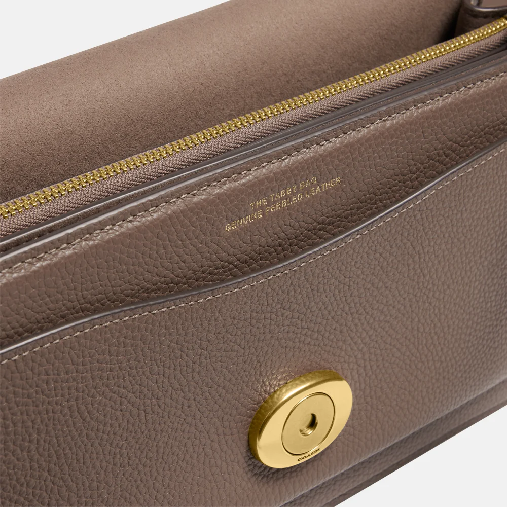 Coach Tabby schoudertas 26' dark stone bij Duifhuizen