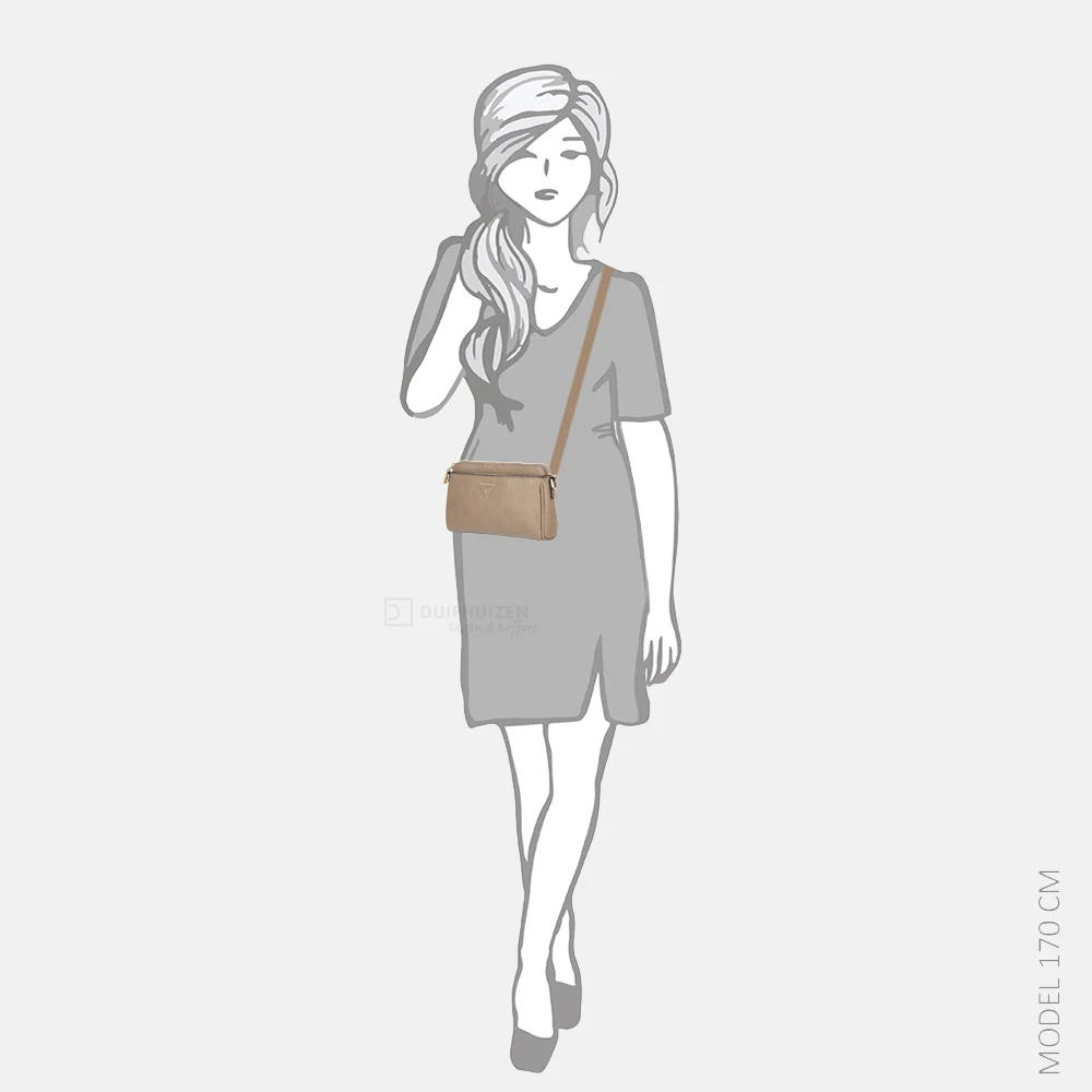 Guess Cresidia II mini crossbody top zipper Dark Taupe logo bij Duifhuizen