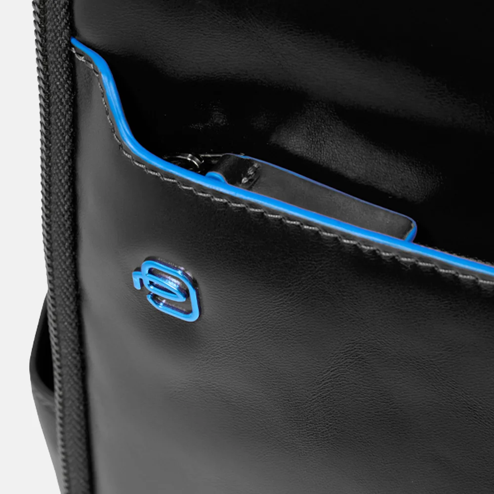 Piquadro laptoprugzak 14 inch nero bij Duifhuizen