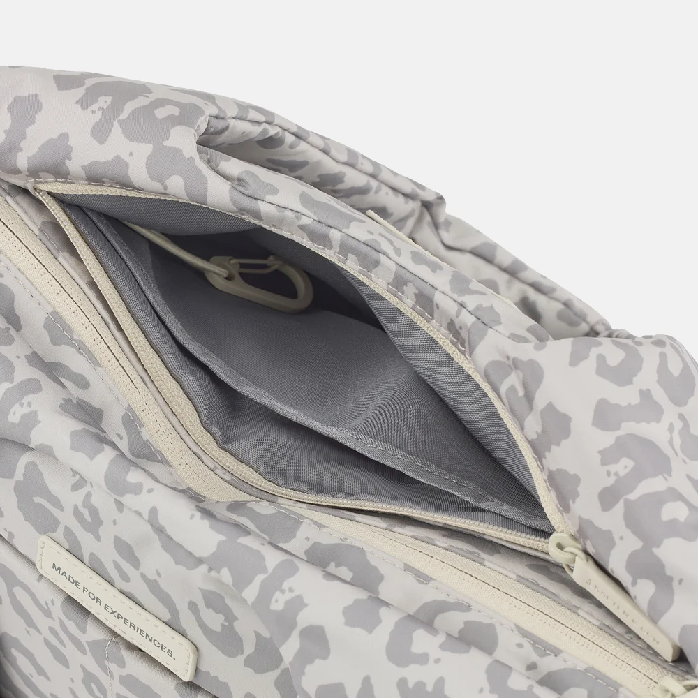 Kapten & Son Skara Cloud shopper 14 inch leopard sandstone bij Duifhuizen