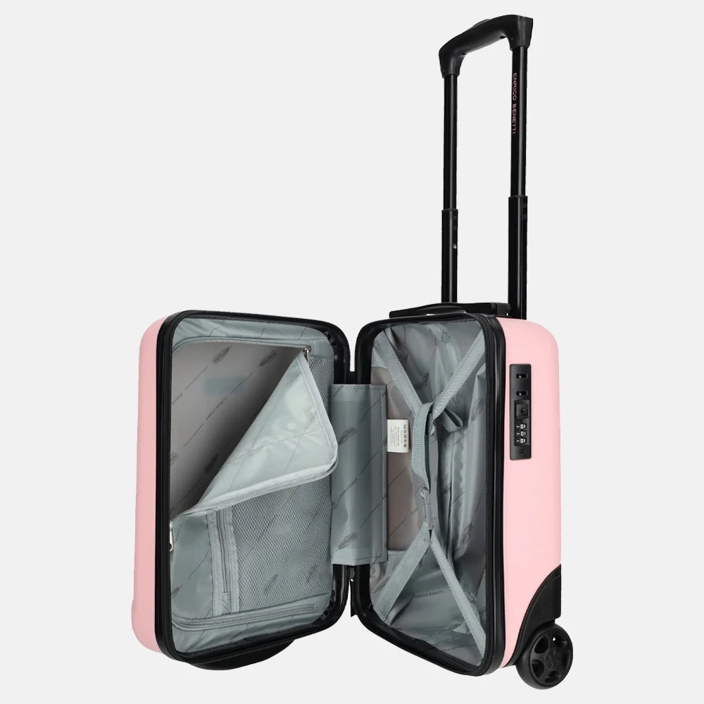 Enrico Benetti Edmonton underseater rose bij Duifhuizen