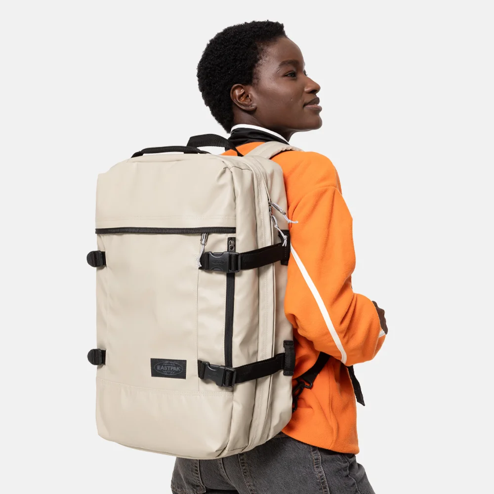 Eastpak Tarp rugzak 17 inch tarp beige bij Duifhuizen
