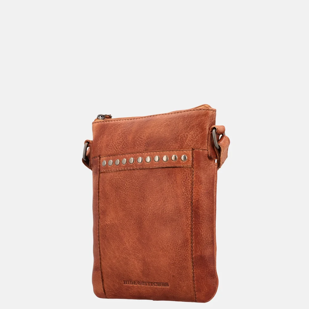 Hide & Stitches Redwood telefoontas studs cognac bij Duifhuizen