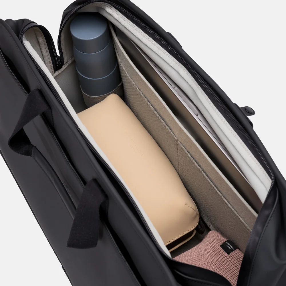 Ucon Acrobatics Umeka weekendtas black bij Duifhuizen