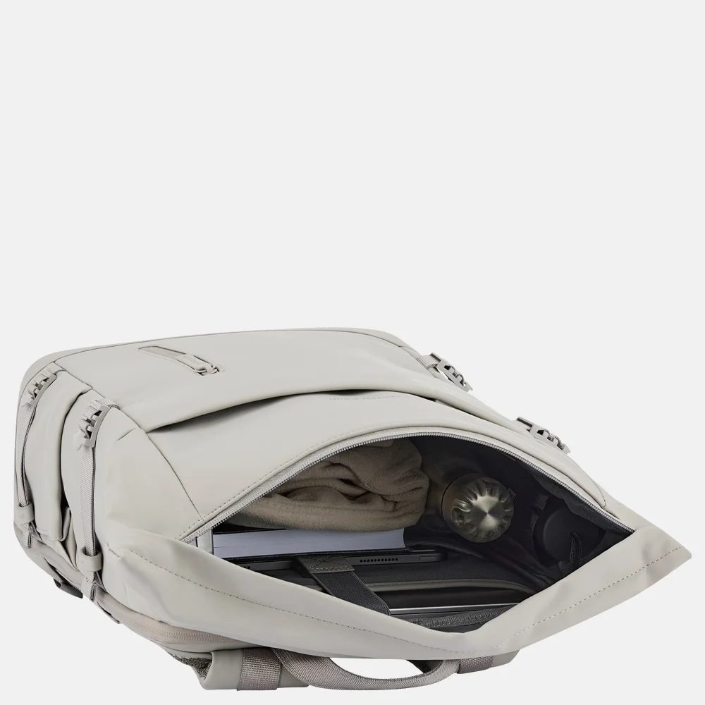 Kapten & Son Helsinki Pro rugzak 15 inch greige bij Duifhuizen