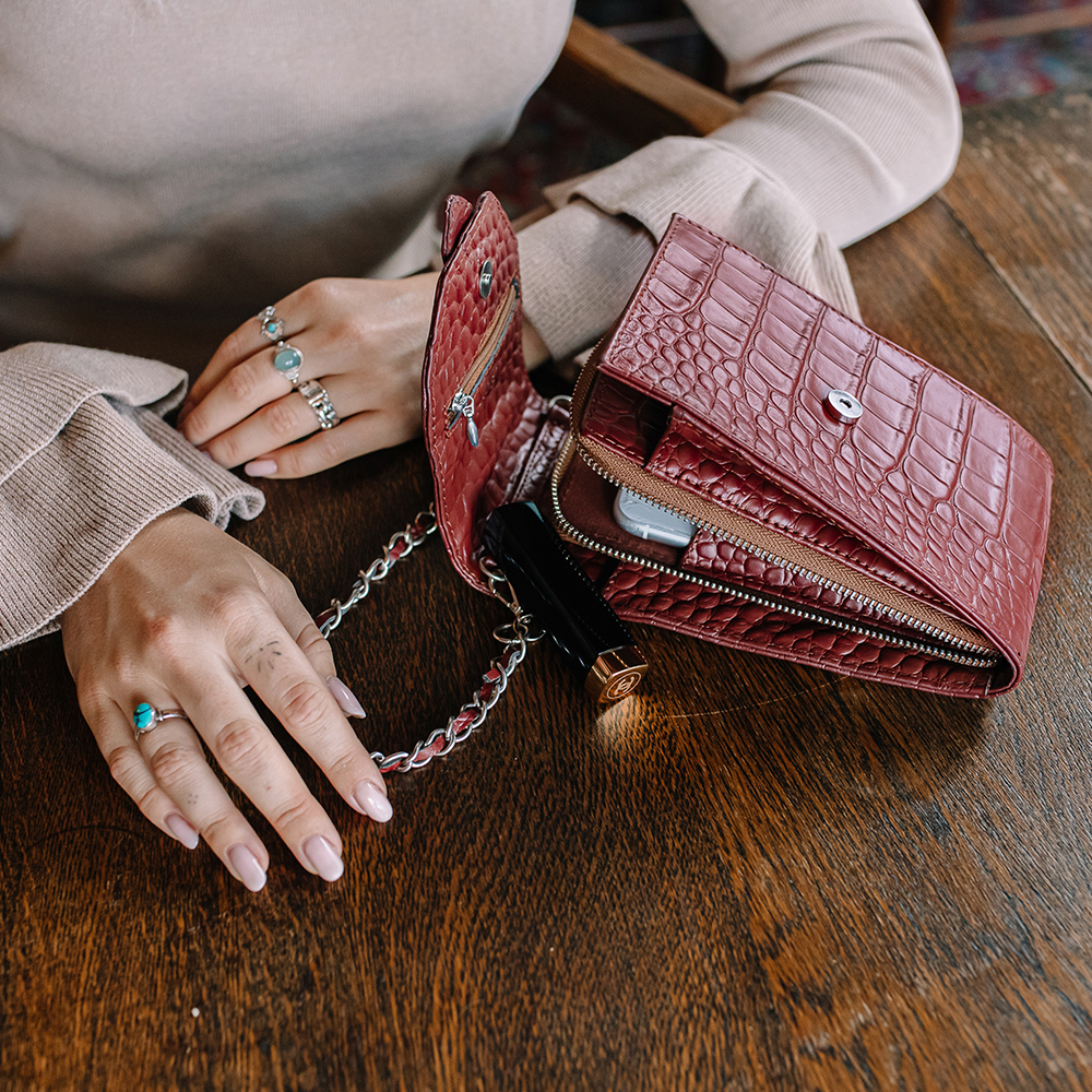 MŌSZ Phone-bag telefoontas croco cognac bij Duifhuizen