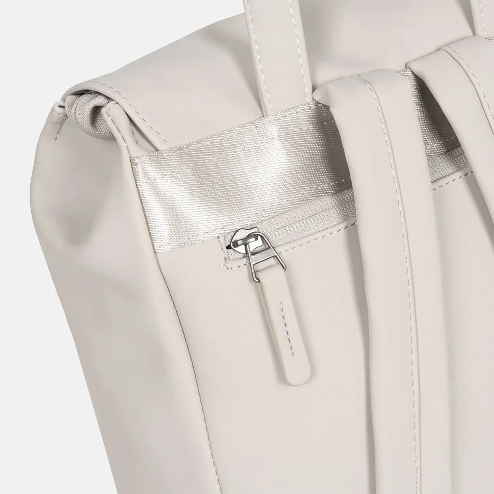 New Rebels Daley Flap rugzak fel beige bij Duifhuizen