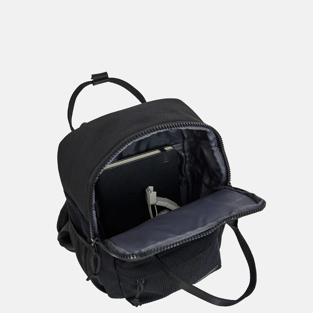 New Rebels rugzak S zwart bij Duifhuizen