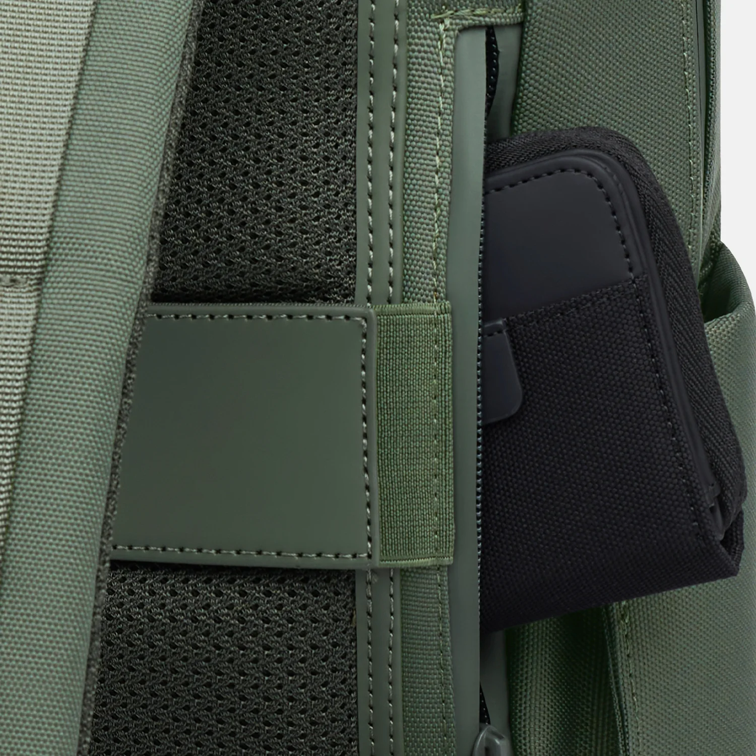 Kapten & Son Bergen Pro rugzak 15 inch dusty green bij Duifhuizen