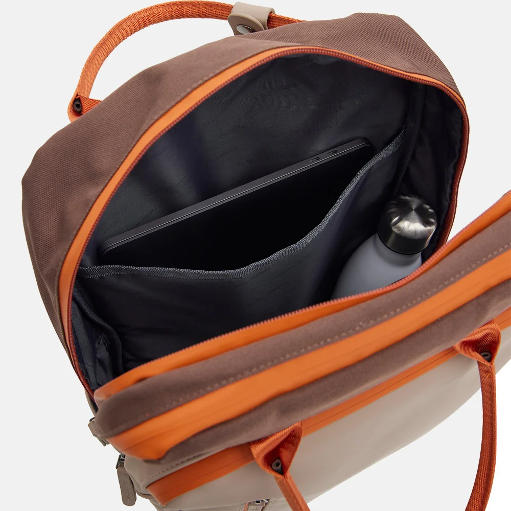 New Rebels Ferron Milwaukee laptoprugzak coffee bij Duifhuizen