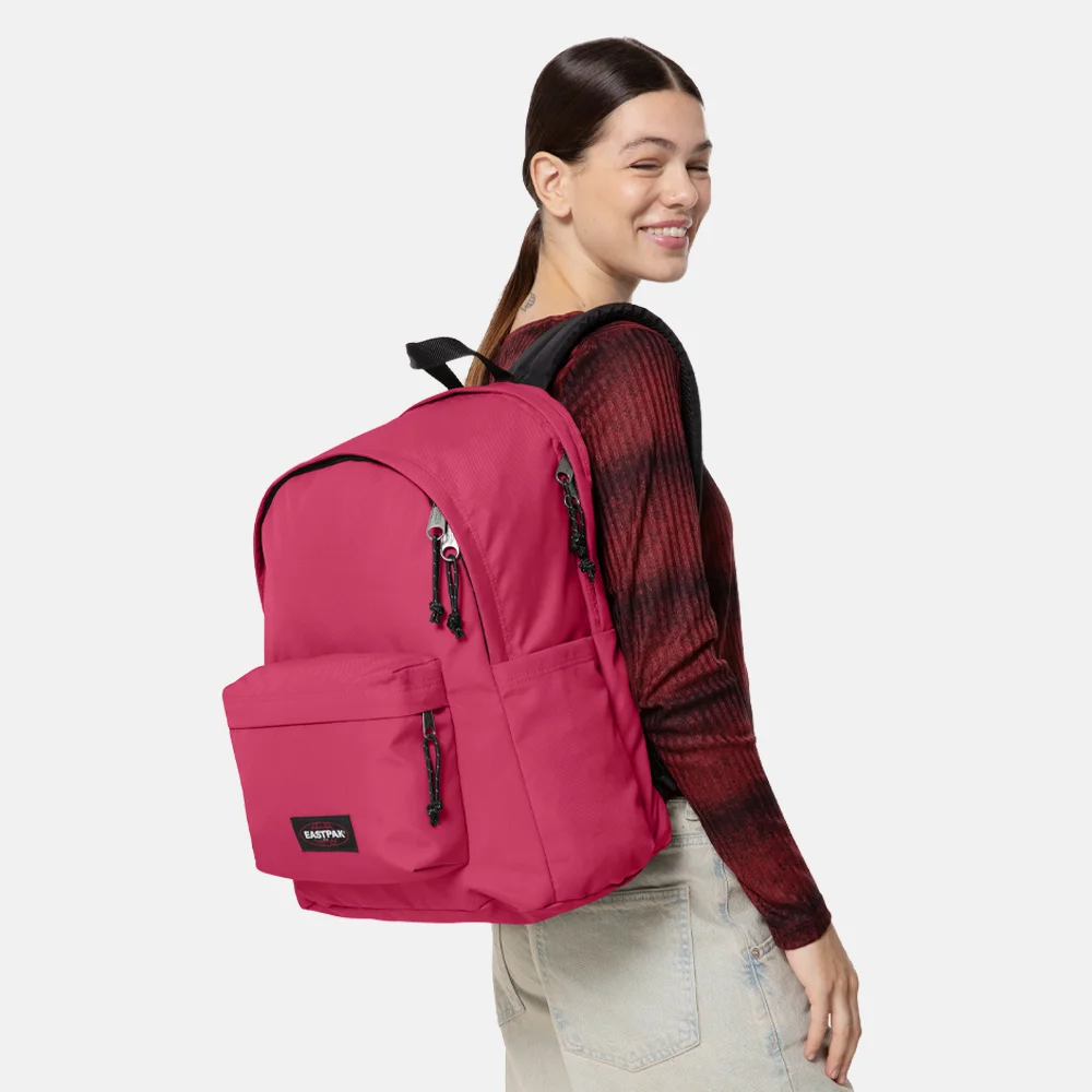 Eastpak Day office laptoprugzak cerise pink bij Duifhuizen