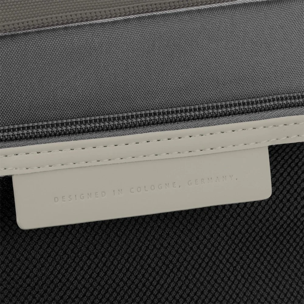 Kapten & Son Aalborg rugzak 14 inch muted mocha bij Duifhuizen